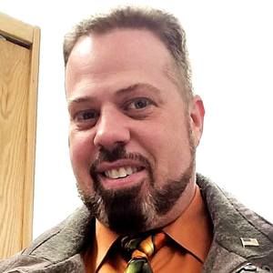 Meet your Posher, Sal